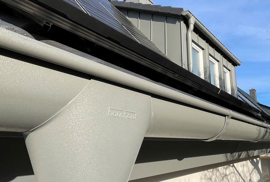 Installation de gouttière aluminium